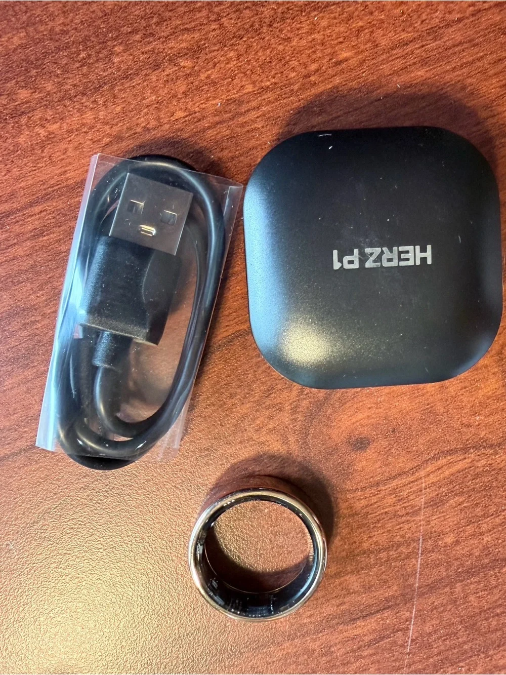 HERZ P1 Smart Ring Size 10 Silver w/ Portable Charger